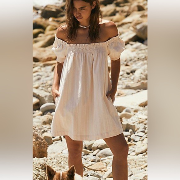 Free People Dresses & Skirts - White Off-Shoulder Dress